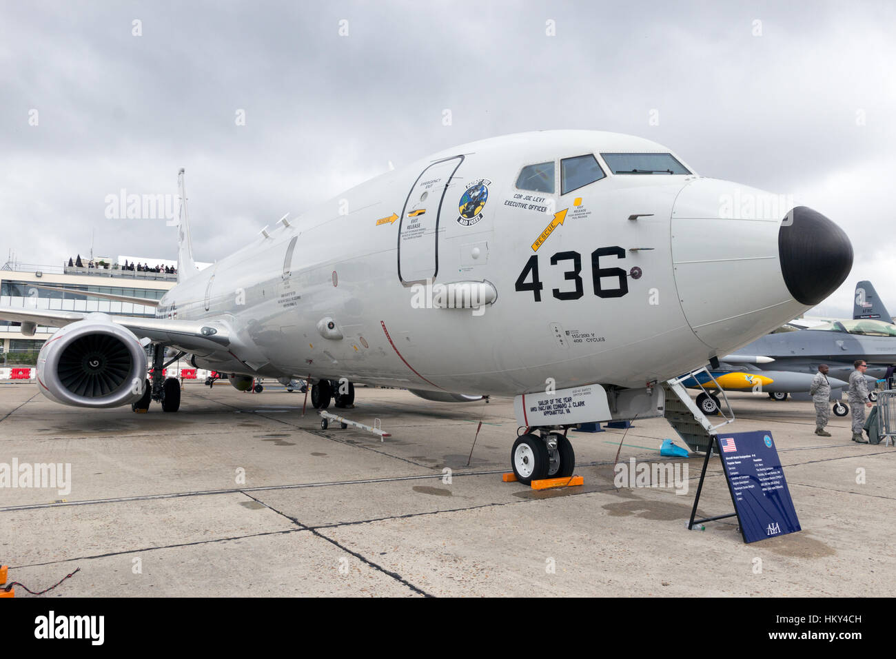 Parigi - LE BOURGET - giu 18, 2015: US Navy Boeing P-8 Poseidon al cinquantunesimo Int. Paris Air Show. Utilizzato per l'anti-guerra sottomarina, anti-guerra di superficie di un Foto Stock
