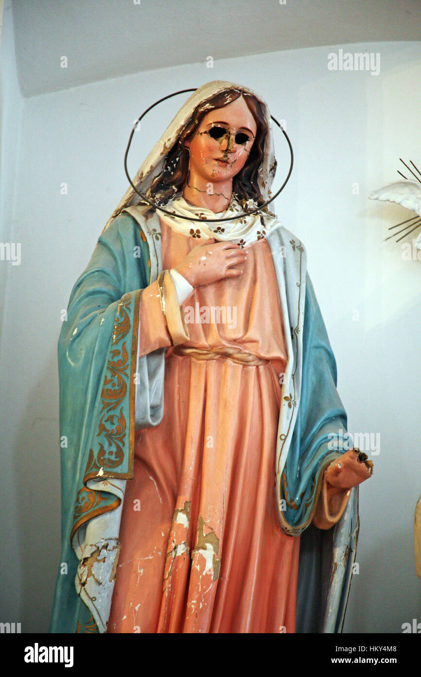 La figura di santa Maria devastato 1992.da invasori,Cilipi,croazia,l'Europa,1 Foto Stock