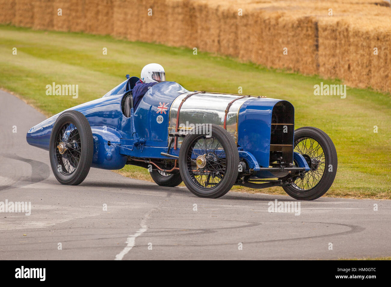 Sunbeam Uccello blu vintage record di velocità vettura a Goodwood Festival della velocità 2014 Foto Stock