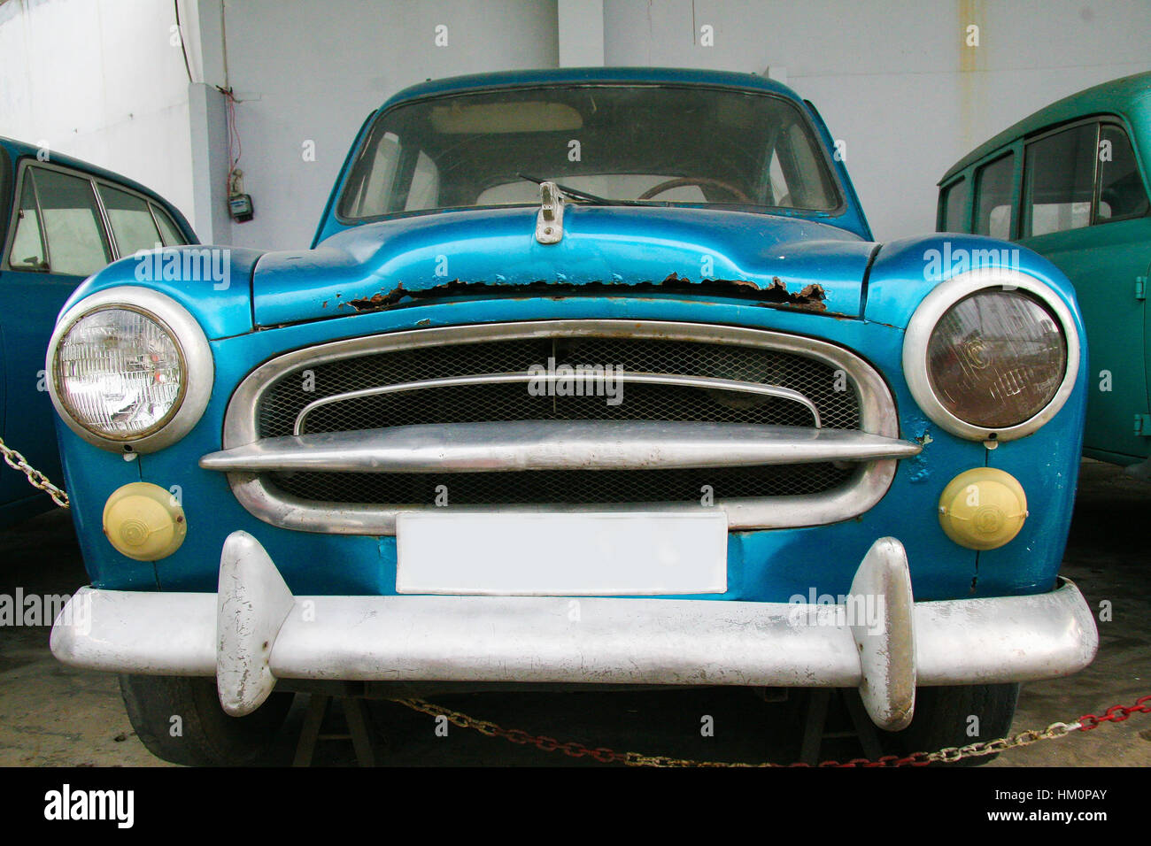 Oldtimer nel Palazzo Presidenziale di Ho Chi Minh City, Vietnam Foto Stock