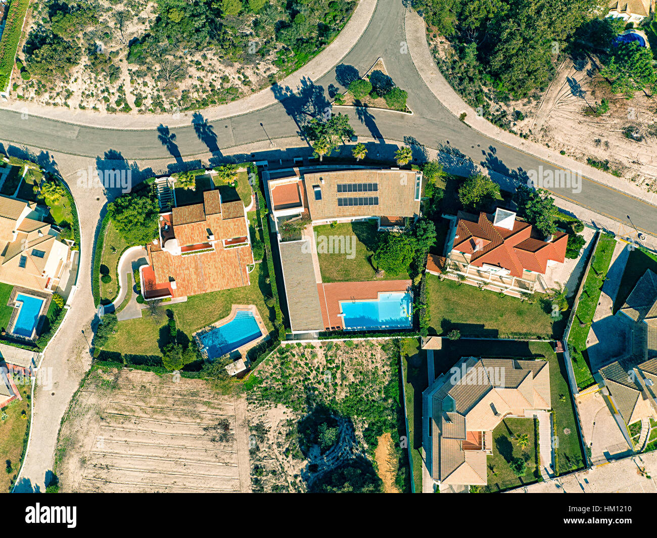 Vista aerea tegole rosse di tetti, Portogallo Foto Stock