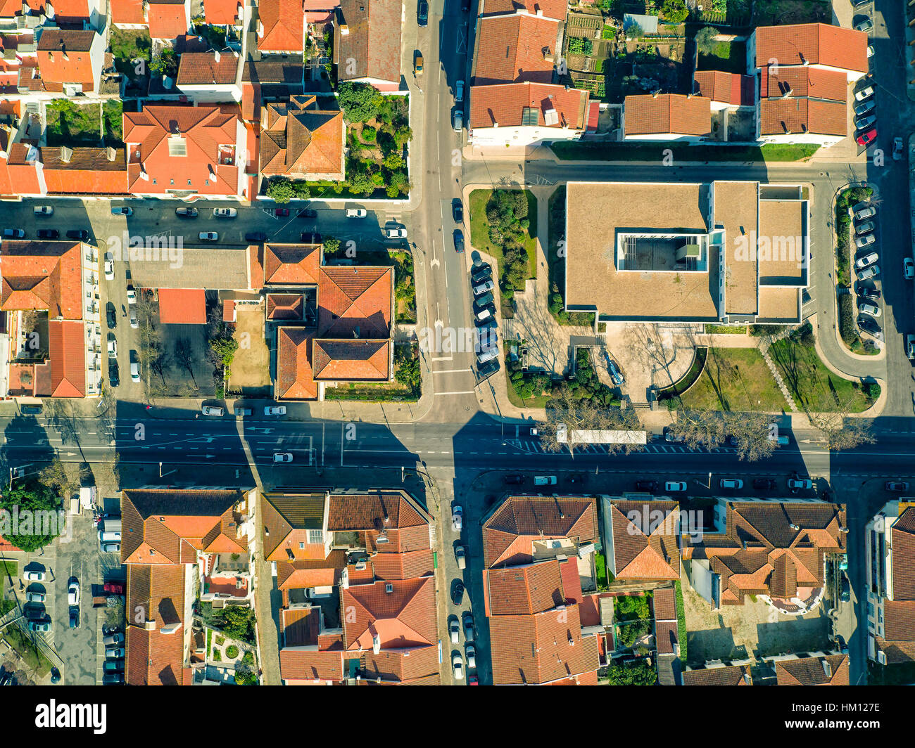 Vista aerea tegole rosse di tetti città Montemor-o-Novo, Portogallo Foto Stock