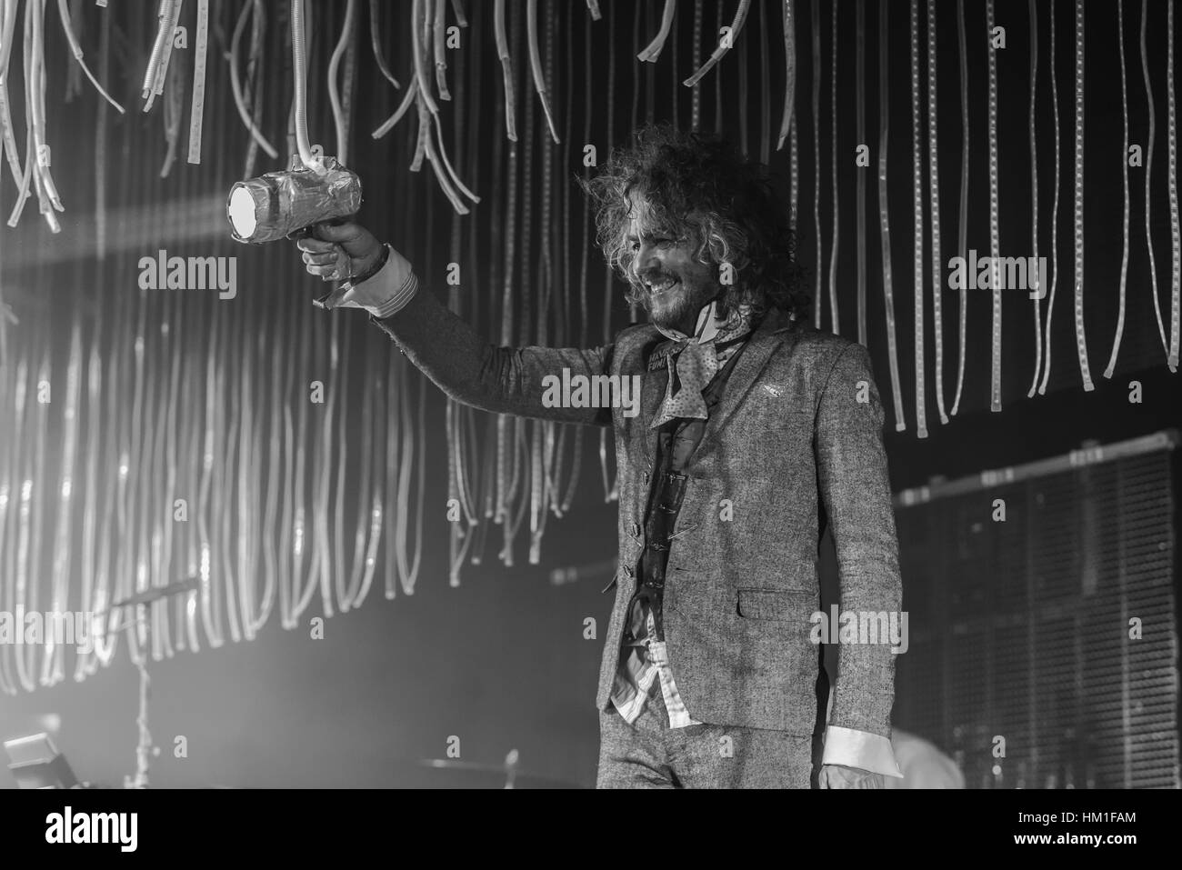 Il Flaming Lips e Georgia Barnes eseguendo in 30st gen. 2017 all'Alcatraz Music Club di Milano, Italia Foto Stock