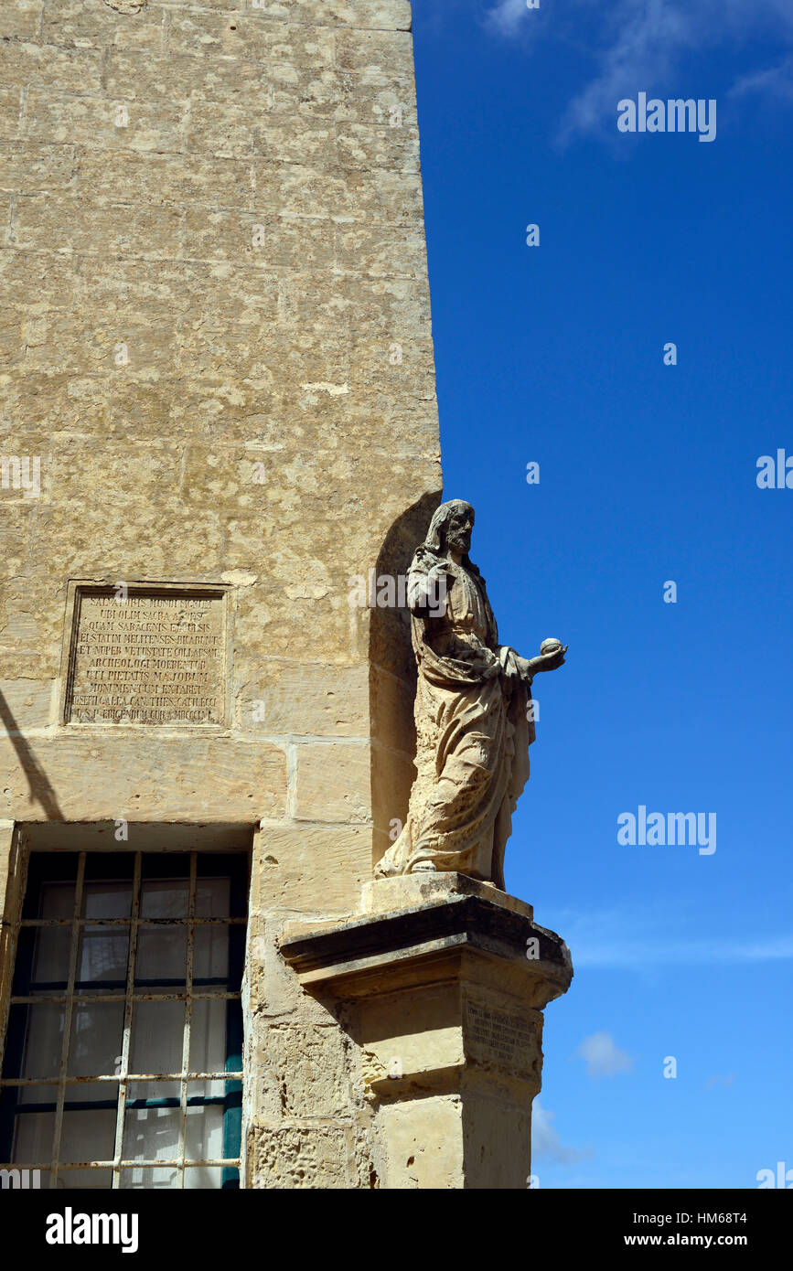 Mdina Malta vecchia capitale città silenziosa ornato statua scolpita in pietra cittadella murata sito patrimonio mondiale RM Città Vecchia Città Foto Stock