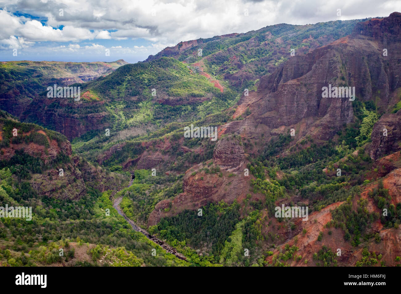 Vista aerea del Canyon di Waimea sulla Kauai, Hawaii, Stati Uniti d'America. Foto Stock