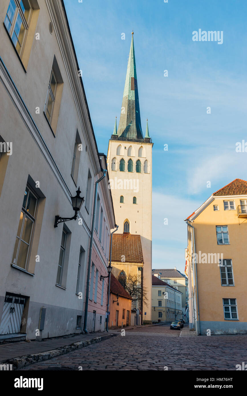 St Olaf's chiesa di Tallinn, la città più grande della struttura medievale Foto Stock