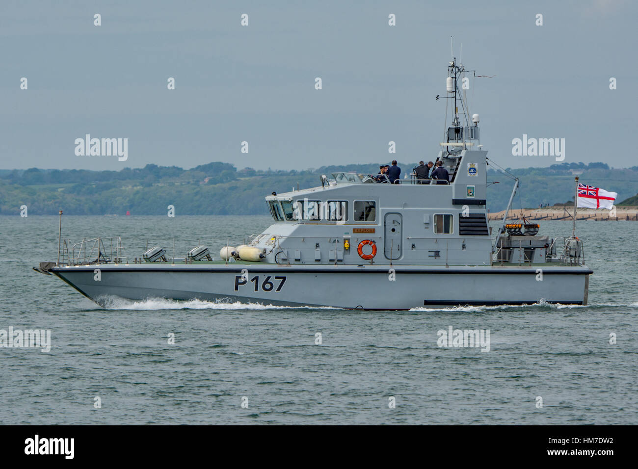 HMS sfruttare (P167) uscire Portsmouth. Foto Stock