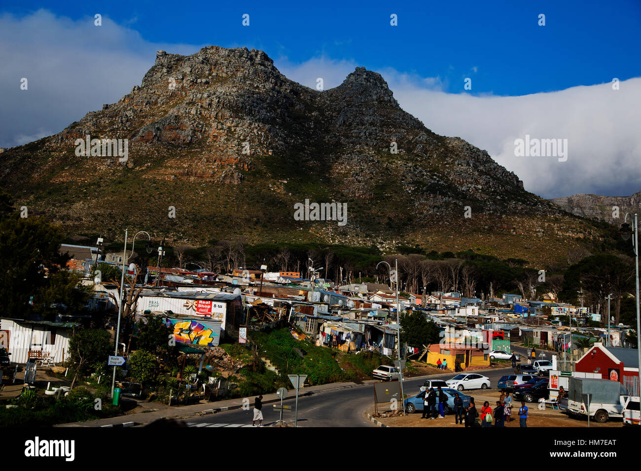 Baraccopoli sul Hout Bay periferia Imizamo Yethu township, Hout Bay, Città del Capo, Sud Africa Foto Stock