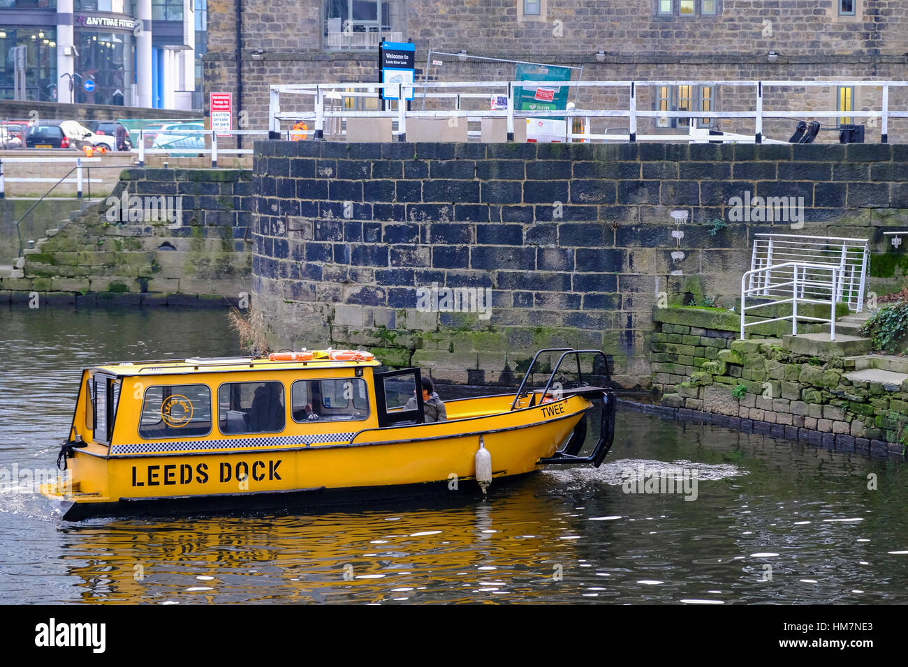 Leeds dock, taxi d'acqua, West Yorkshire, Inghilterra. Foto Stock