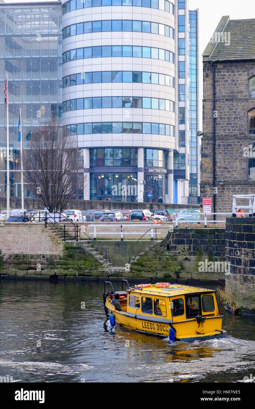 Leeds dock, taxi d'acqua, West Yorkshire, Inghilterra. Foto Stock