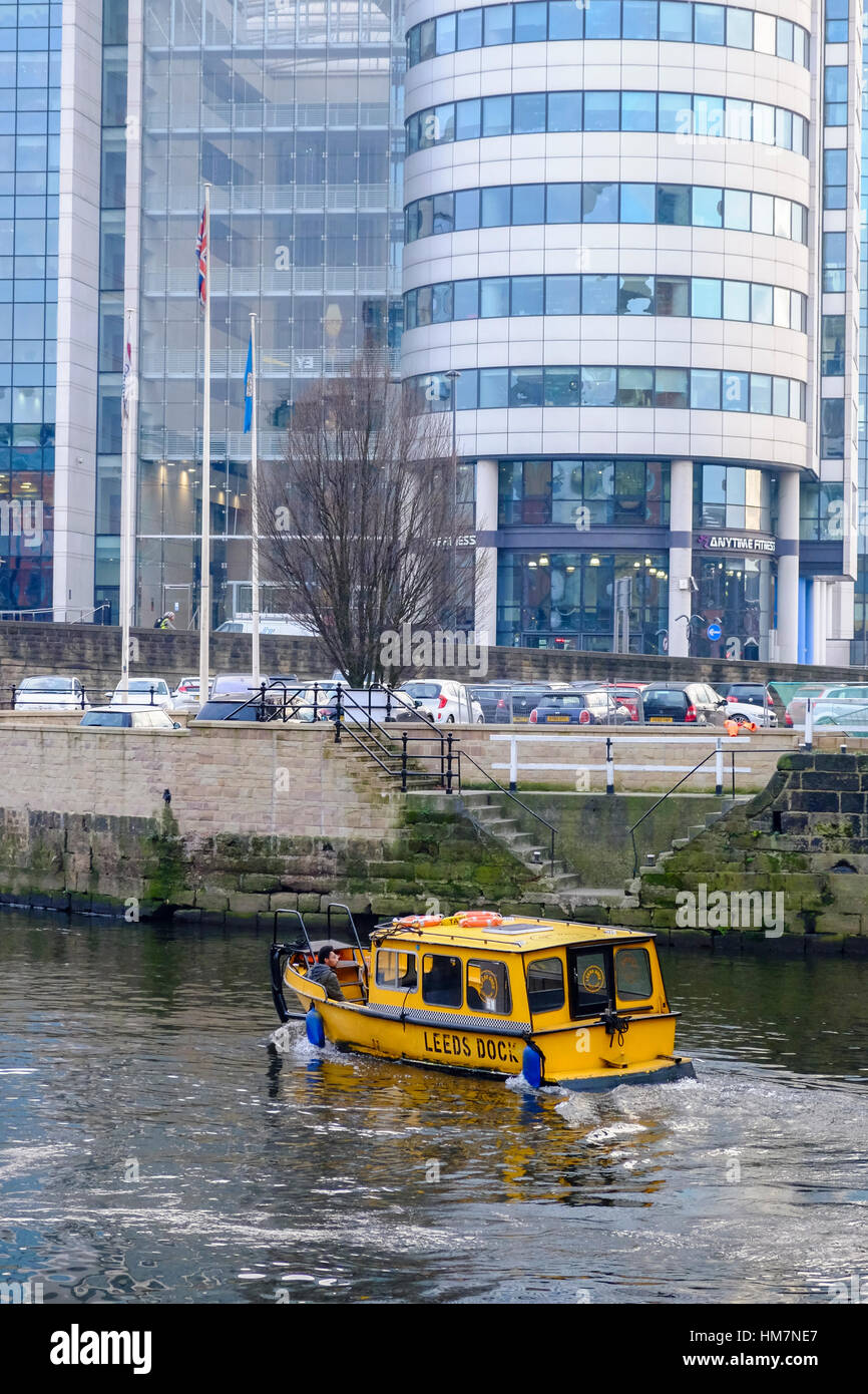 Leeds dock, taxi d'acqua, West Yorkshire, Inghilterra. Foto Stock