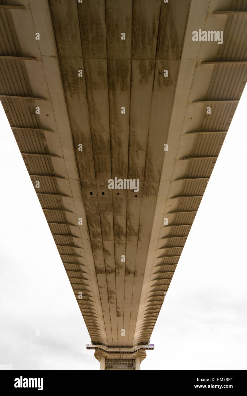 Severn Bridge (welsh Pont Hafren) attraversa dall'Inghilterra al Galles attraverso i fiumi Severn e di Wye. Foto Stock
