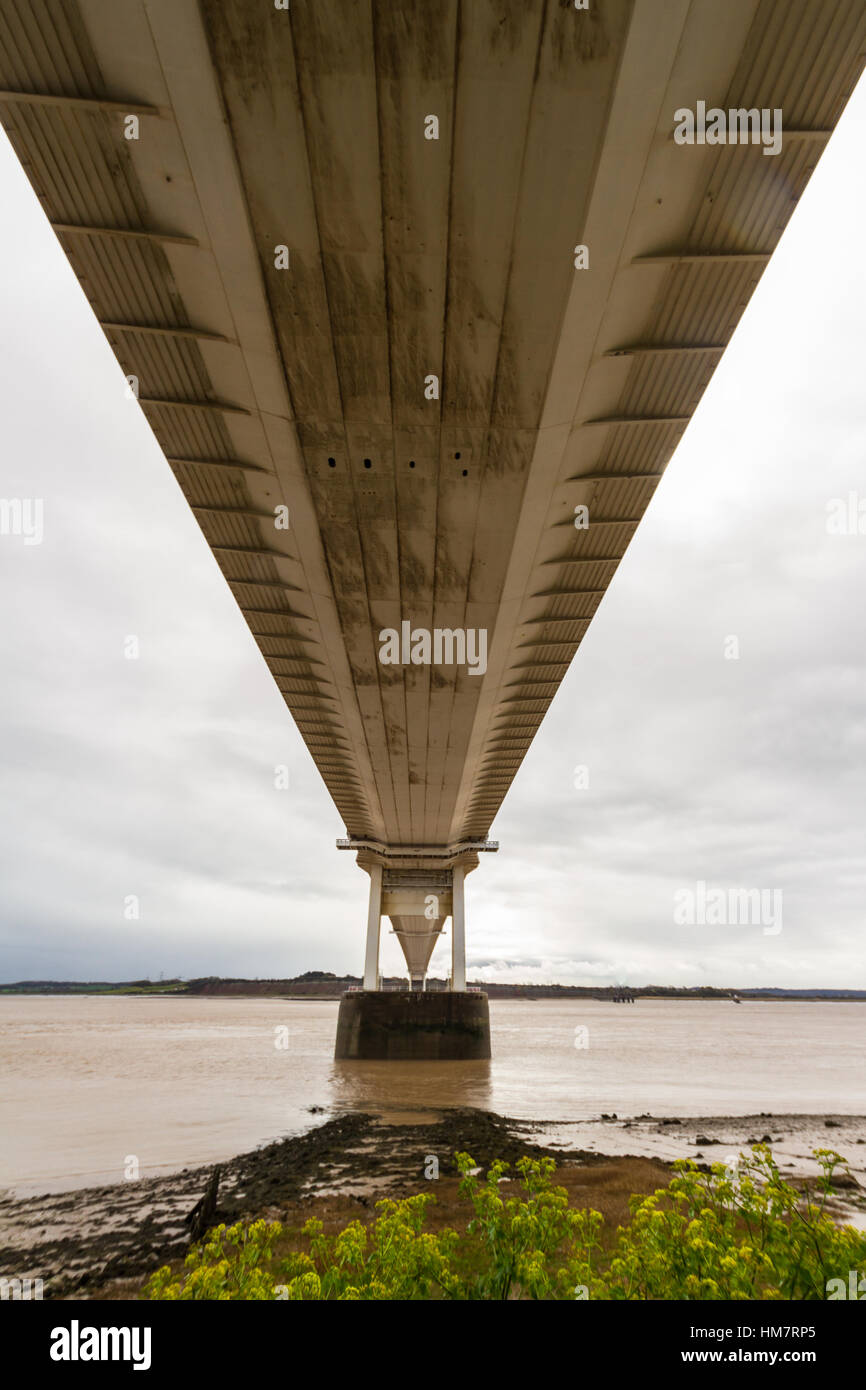 Severn Bridge (welsh Pont Hafren) attraversa dall'Inghilterra al Galles attraverso i fiumi Severn e di Wye. Foto Stock