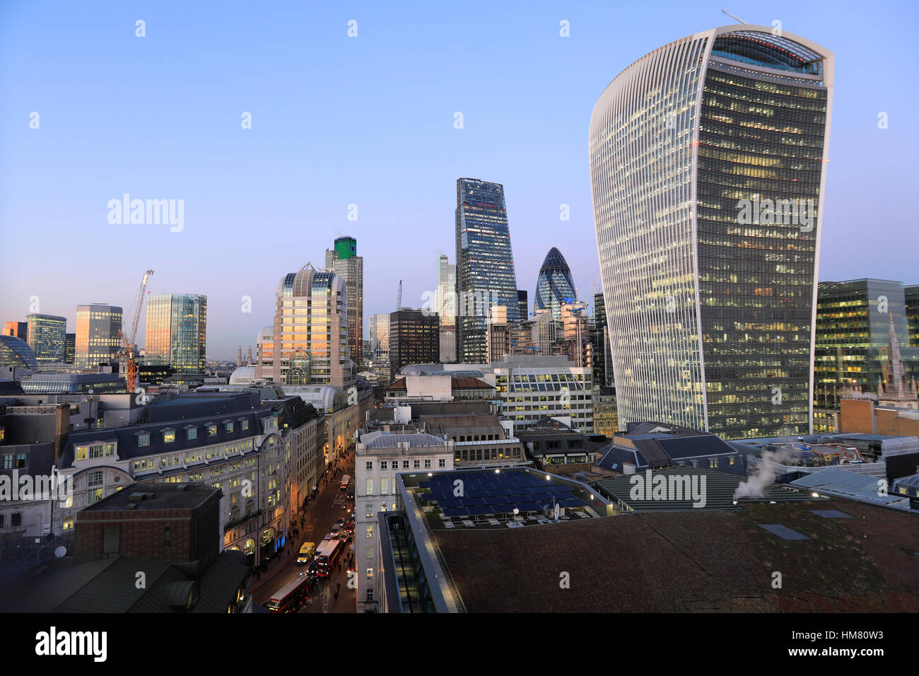 L'edificio Walkie Talkie, 20 Fenchurch Street a Dusk Foto Stock