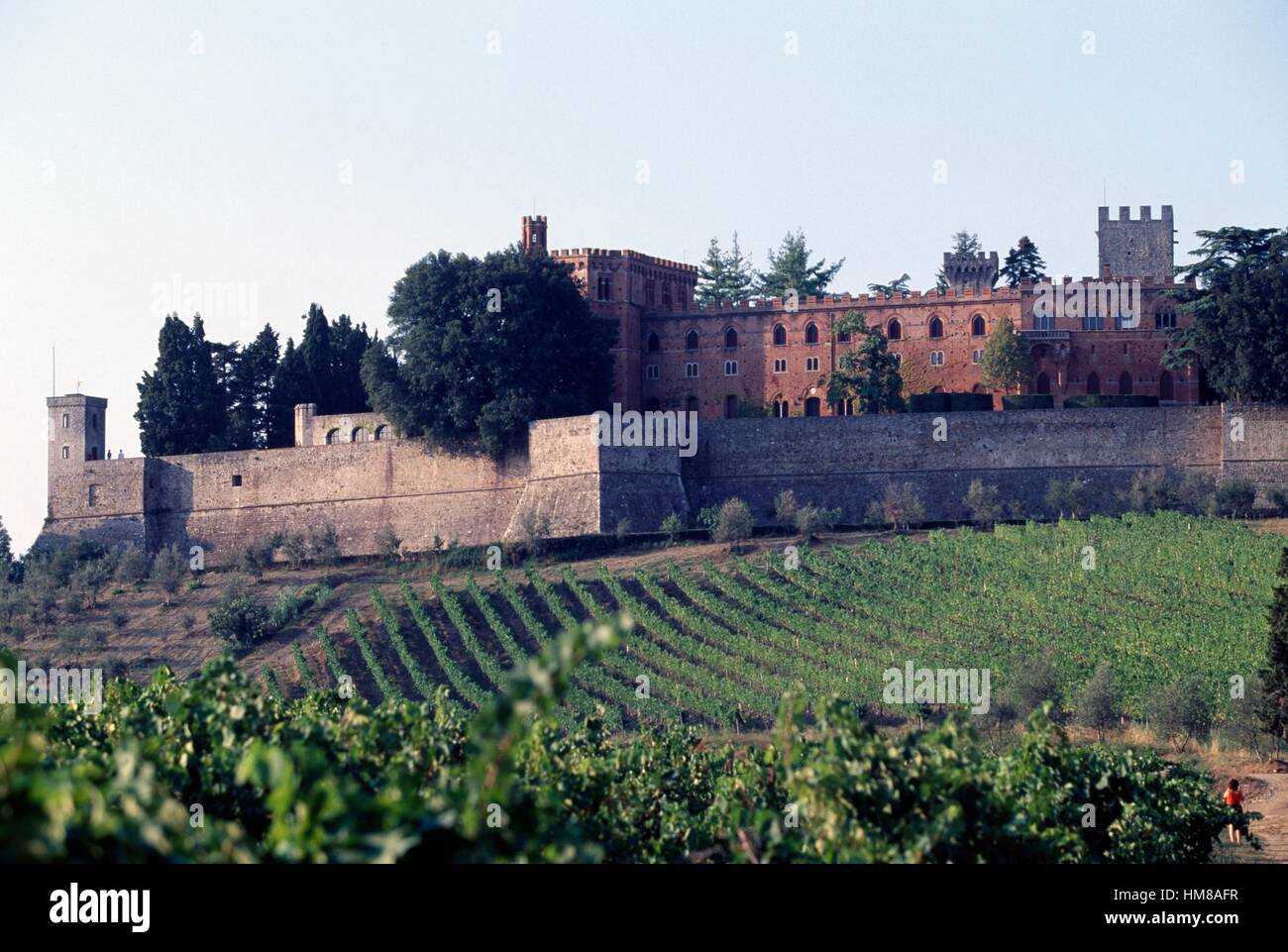 Medievale e neogotico Castello di Brolio, San Regolo, Gaiole in Chianti, Toscana, Italia. Foto Stock