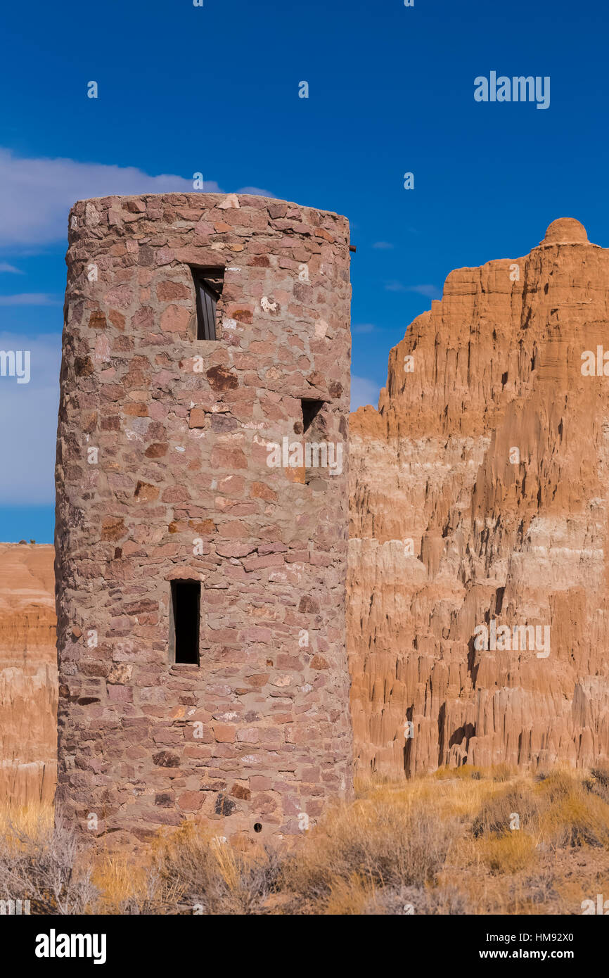 Acqua di pietra a torre costruito dalla conservazione civile Corps durante la Grande Depressione, Cattedrale Gorge State Park, Nevada, STATI UNITI D'AMERICA Foto Stock
