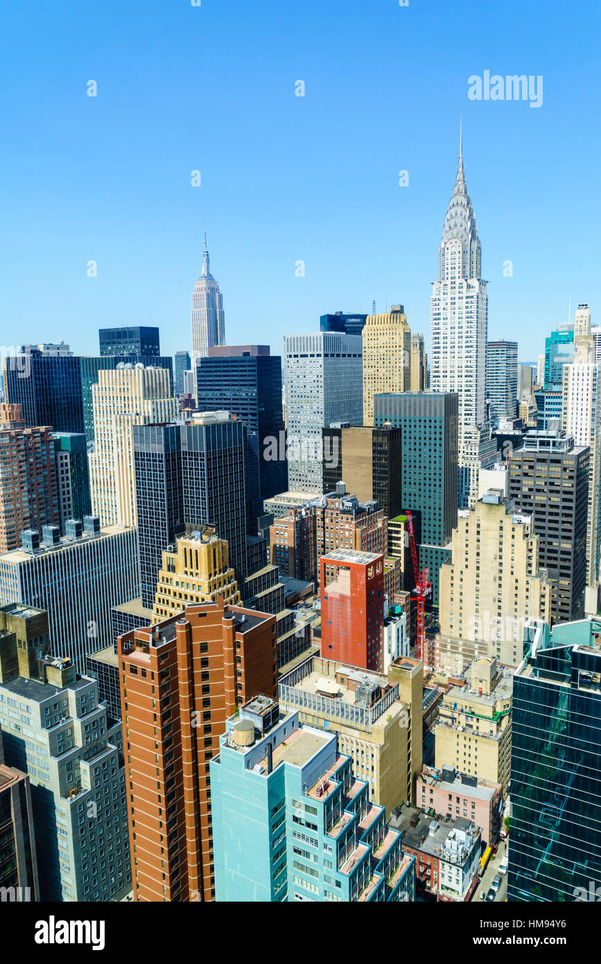 Skyline di Manhattan, Empire State Building e il Chrysler Building di New York City, Stati Uniti d'America, America del Nord Foto Stock