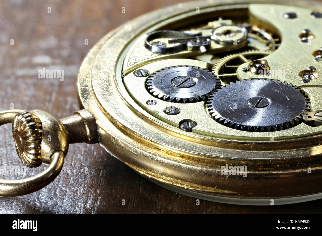 La precisione di un orologio di un antico Swiss 14k gold pocket watch Foto Stock