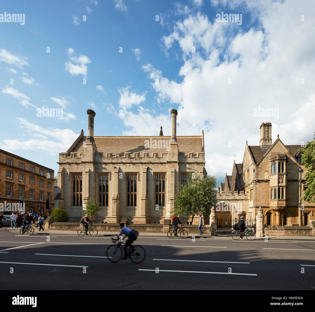 Elevazione frontale su High Street. Libreria Longwall, Oxford, Regno Unito. Architetto: Wright & Wright Architects LLP, 2016. Foto Stock
