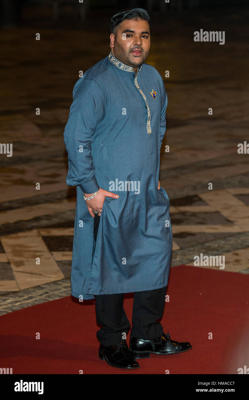 Guildhall di Londra, Regno Unito. 2° febbraio 2017. Naughty Boy - British Asian Trust 2017 della cena con ospiti d'onore il Principe del Galles e la duchessa di Cornovaglia alla Guildhall. La fiducia è stata fondata nel 2007 da Sua Altezza Reale il Principe del Galles per affrontare la diffusa povertà e disagio in Asia del Sud. Credito: Guy Bell/Alamy Live News Credito: Guy Bell/Alamy NewsCredit Live: Guy Bell/Alamy Live News Foto Stock