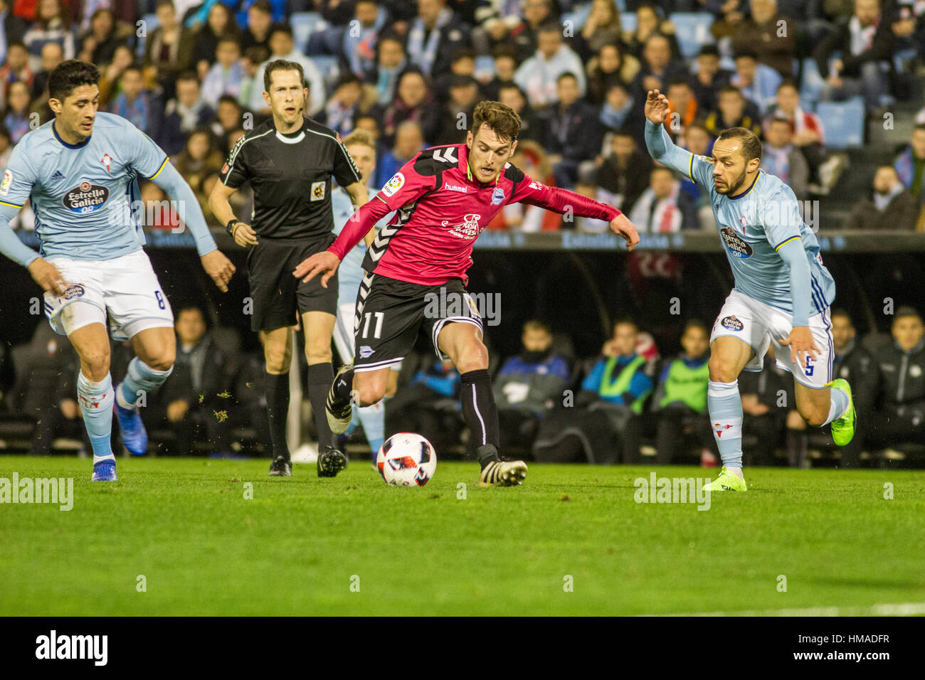 Vigo, Spagna. 2° febbraio 2017. La Copa del Rey semi-match finale tra il Real Club Celta de Vigo e Deportivo Alaves in Balaidos stadium, Vigo. Credito: Brais Seara/Alamy Live News Foto Stock