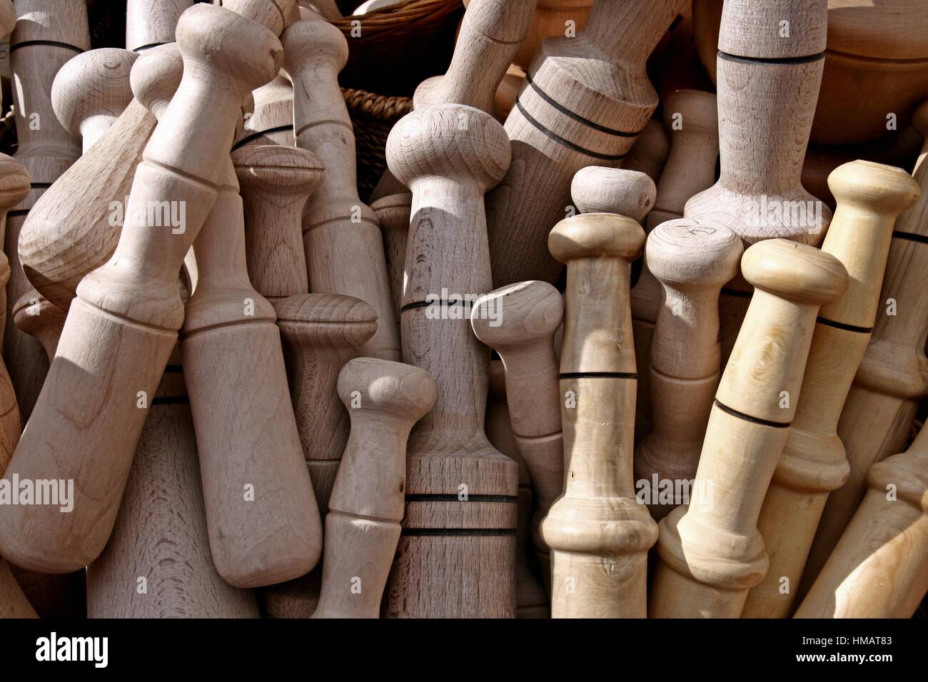 Mortai di legno di bosso, stoviglie Foto stock - Alamy