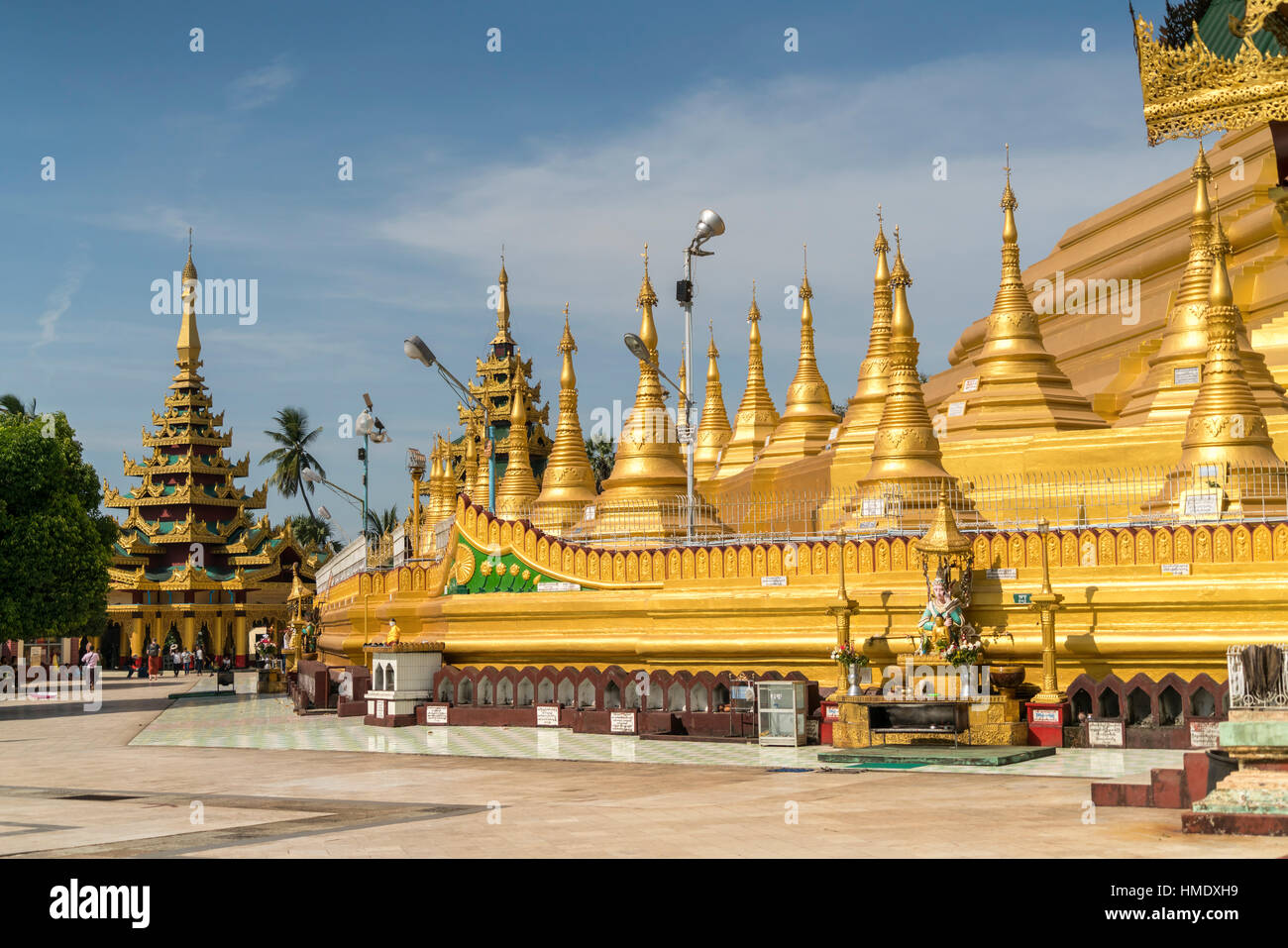 Shwemawdaw Pagoda di Bago, Myanmar, Asia Foto Stock