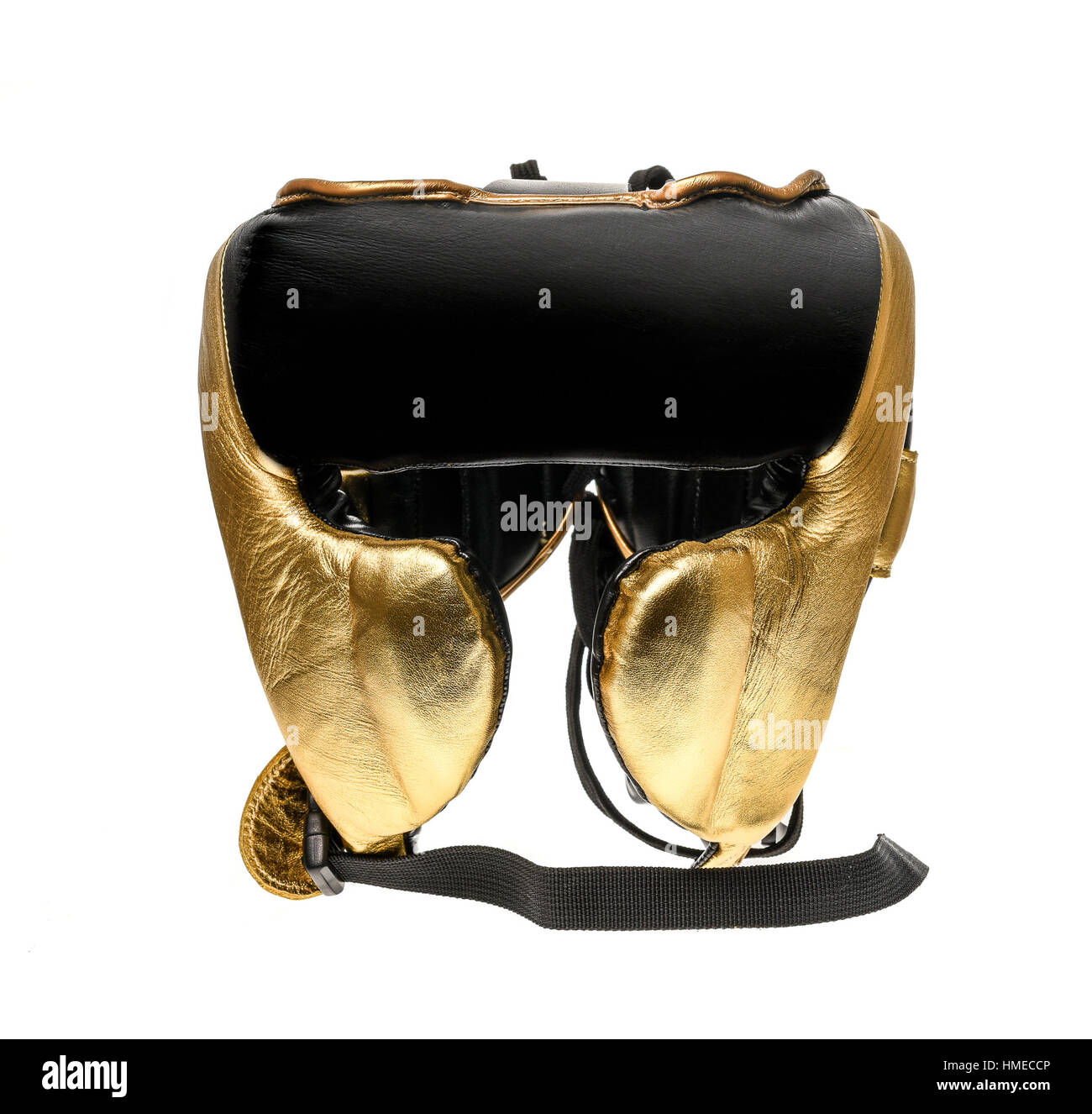 Protezione in pelle di inscatolamento casco ingranaggio di testa isolata su bianco. La protezione di sicurezza Equipaggiamento per contatto pieno di sport di combattimento. Foto Stock Protezione in pelle di inscatolamento casco ingranaggio di testa isolata su bianco. La protezione di sicurezza Equipaggiamento per contatto pieno di sport di combattimento. Foto Stock