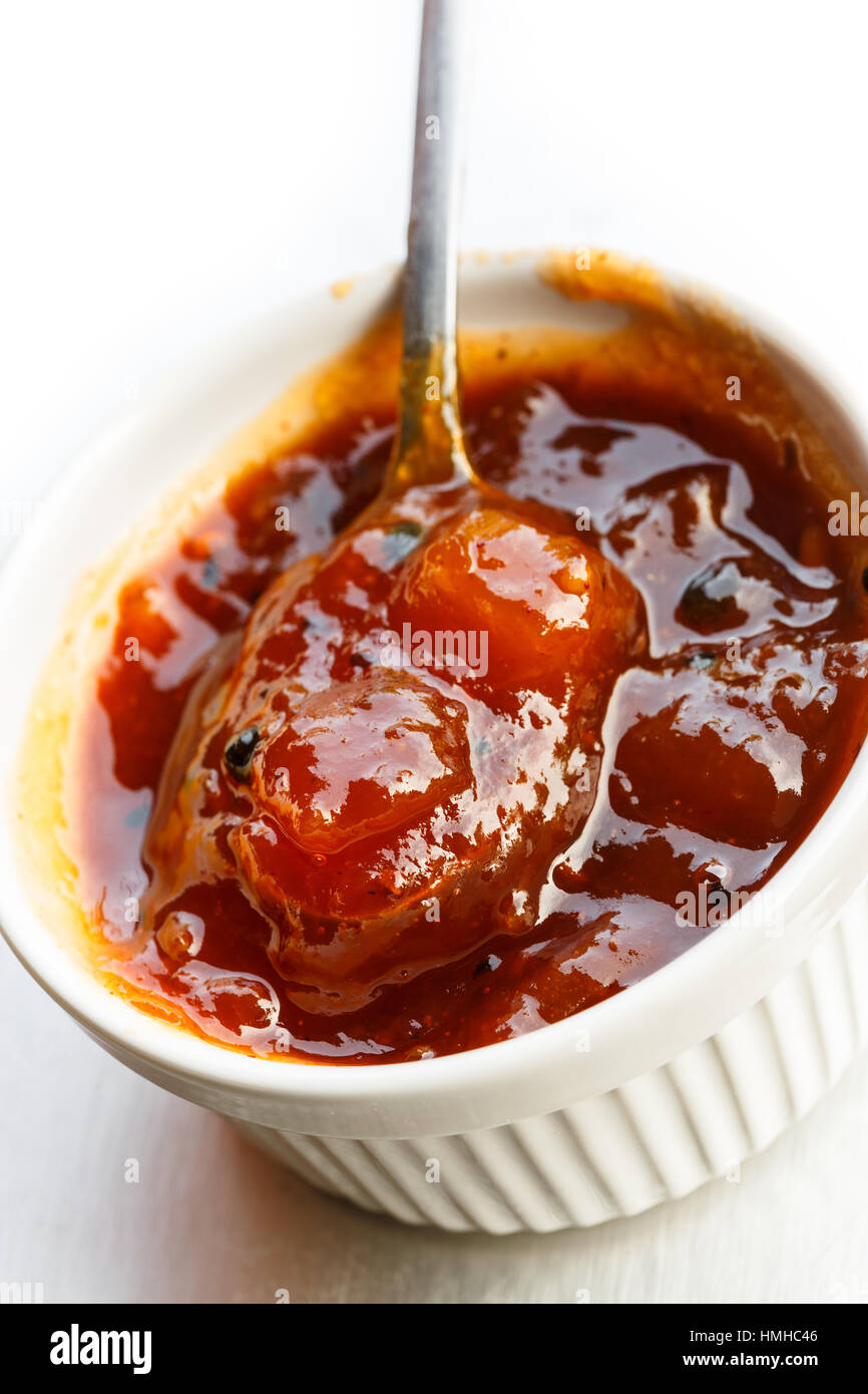 Ciotola di chutney di mango Foto Stock