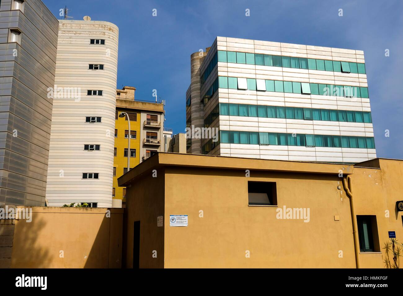 Stazione ferroviaria di Trapani, Sicilia, Italia, Europa Foto stock - Alamy