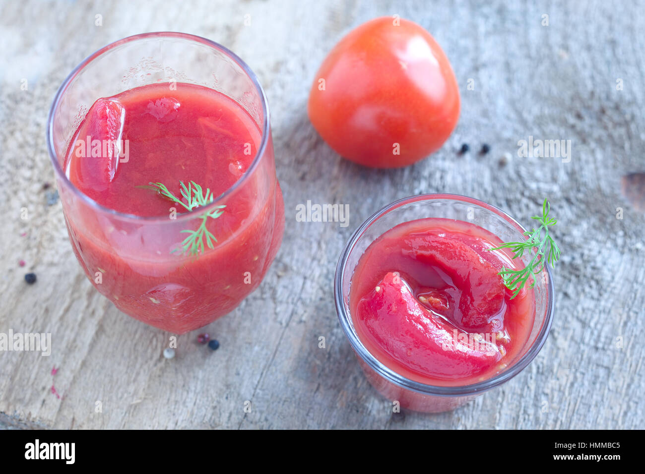 Tutto conserve di pomodori Foto Stock