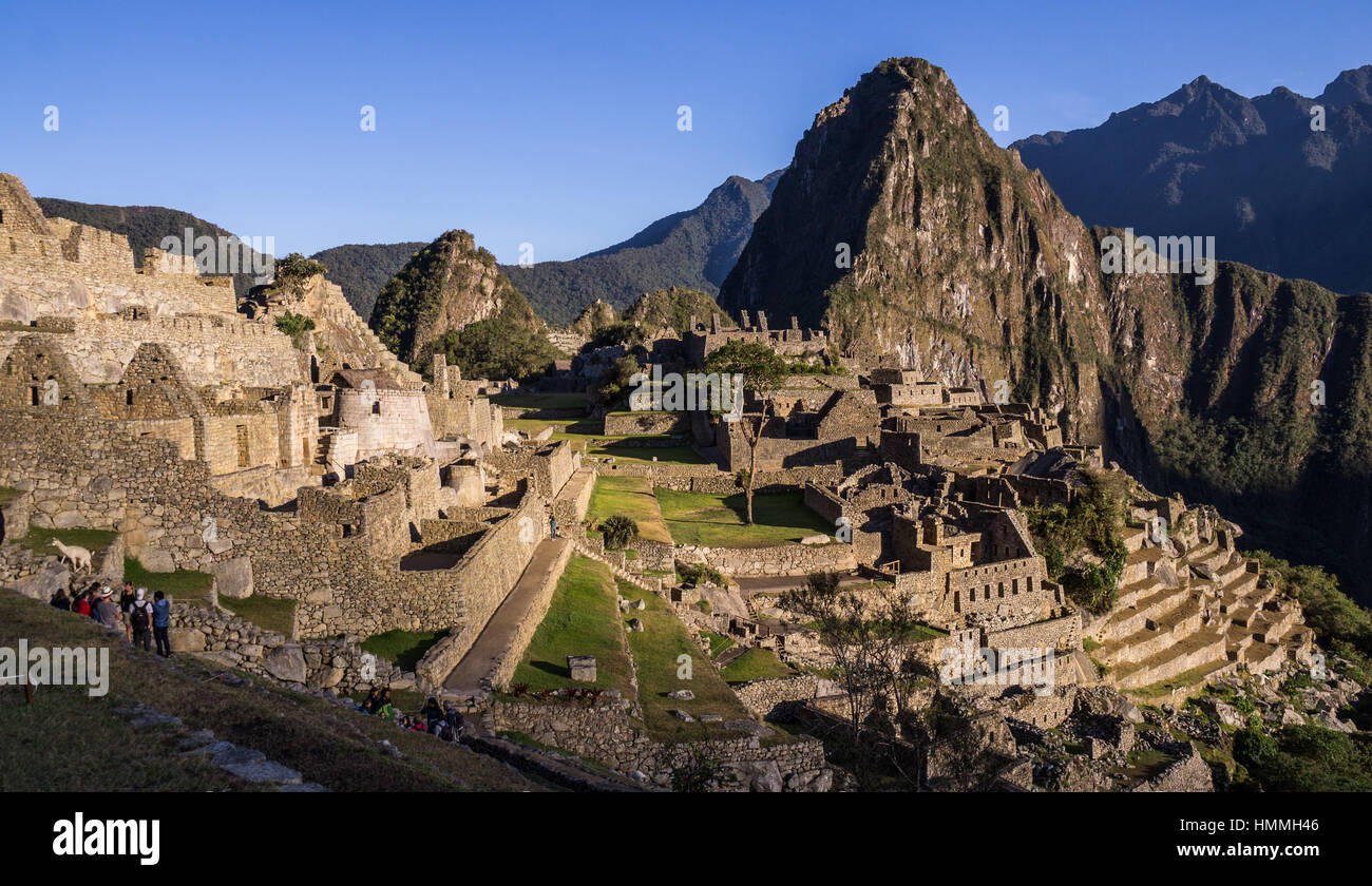 Machu Picchu città Inca, Perù a sunrise Foto Stock