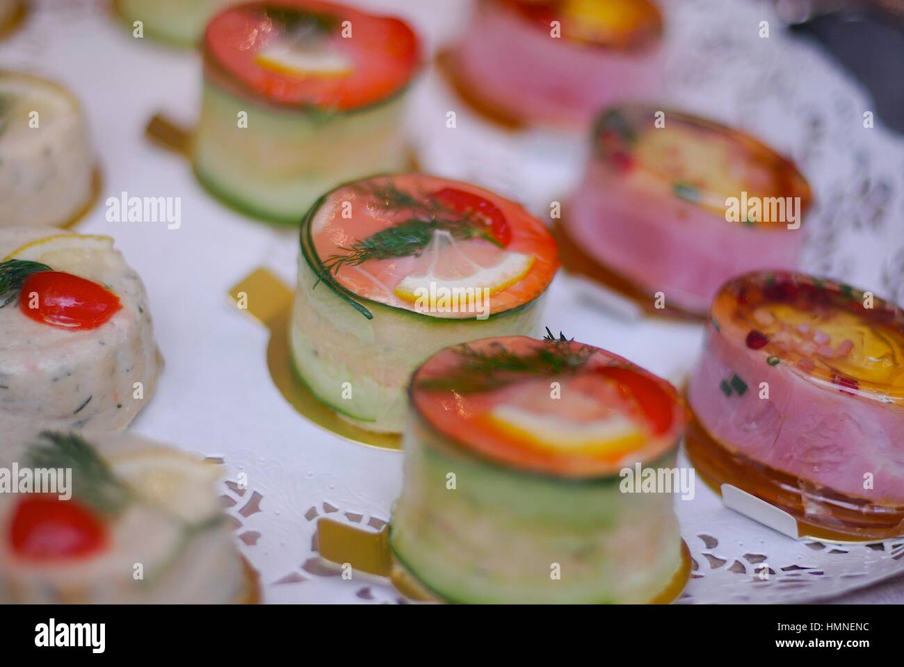 Parigi. Francia., cuise francese è famosa per la sua pasticceria fresca e prodotti mediterranei Foto Stock