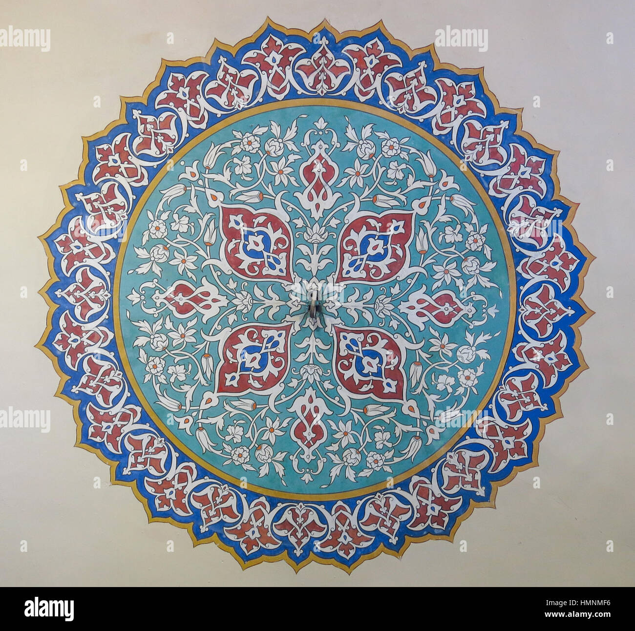 Cortile sul palazzo Topkapi, Istanbul, Turchia. Il Topkapi Palace fu la residenza principale dei sultani ottomani per circa 400 anni. Topkap Foto Stock