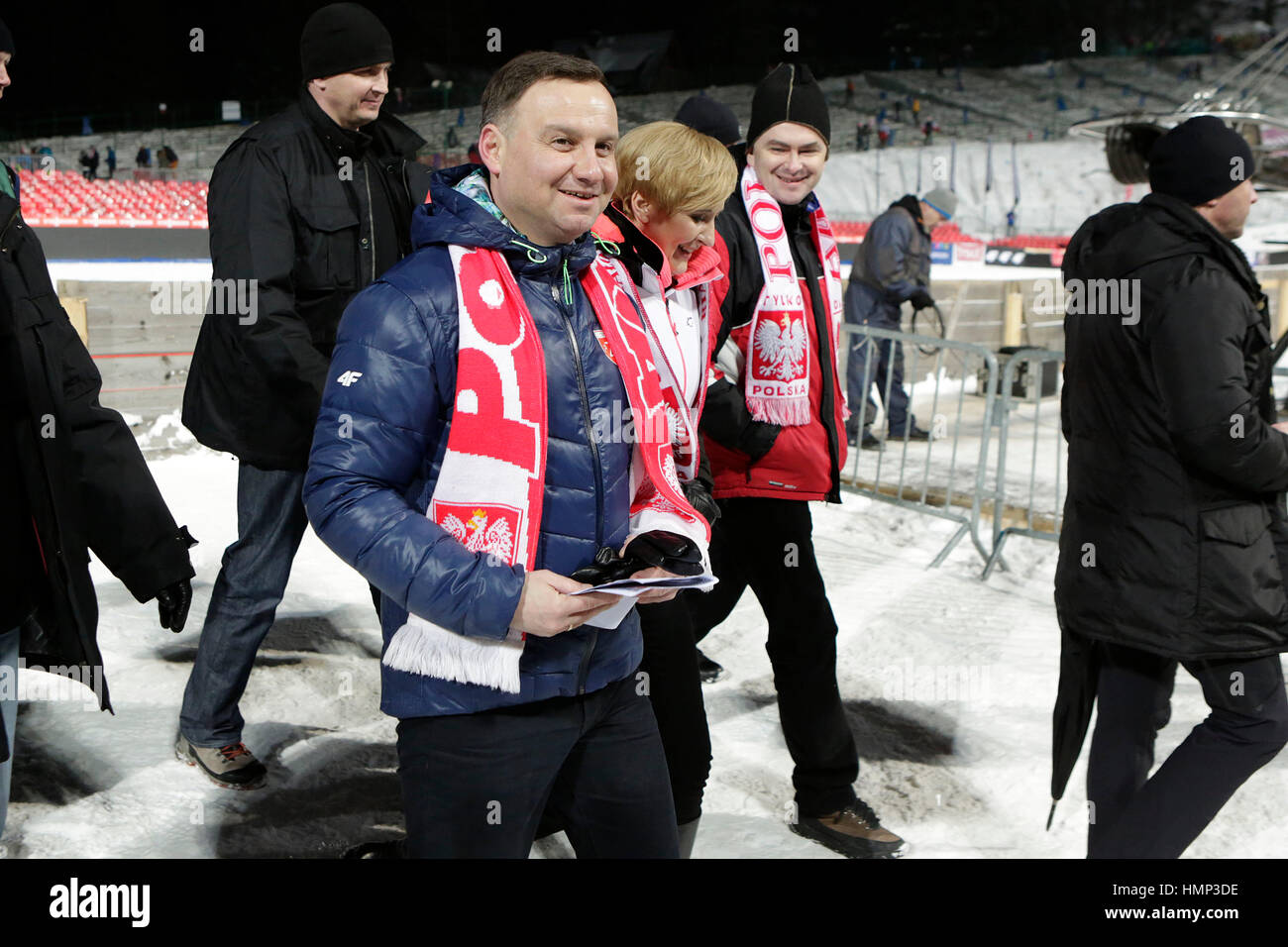 ZAKOPANE, Polonia - 24 gennaio 2016: FIS Ski Jumping World Cup a Zakopane o/p ANDRZEJ DUDA AGATA DUDA Foto Stock