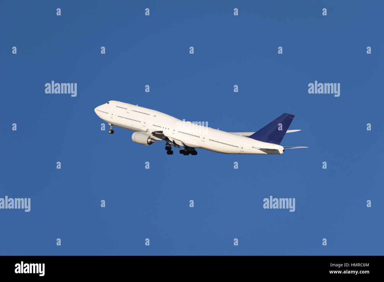 Boeing 747-8 decollo dall'Haneda Aeroporto Internazionale di Tokyo, Giappone. Foto Stock