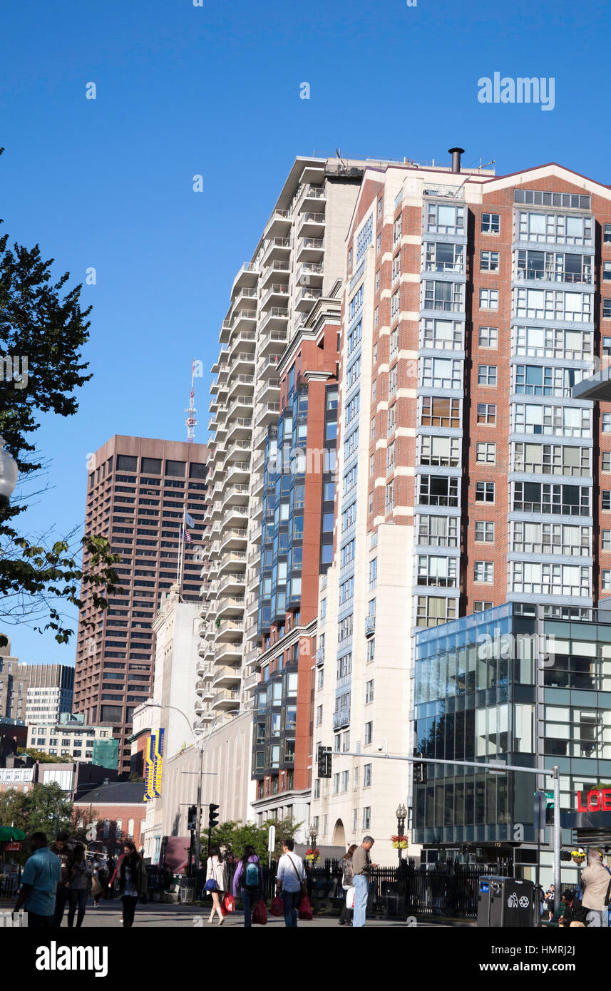 Edifici per uffici e appartamenti con vista sul Boston Common Boston Massachusetts New England USA Foto Stock
