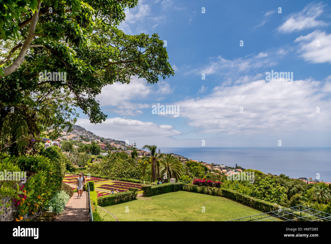 Funchal è la città più grande, la sede comunale e la capitale del