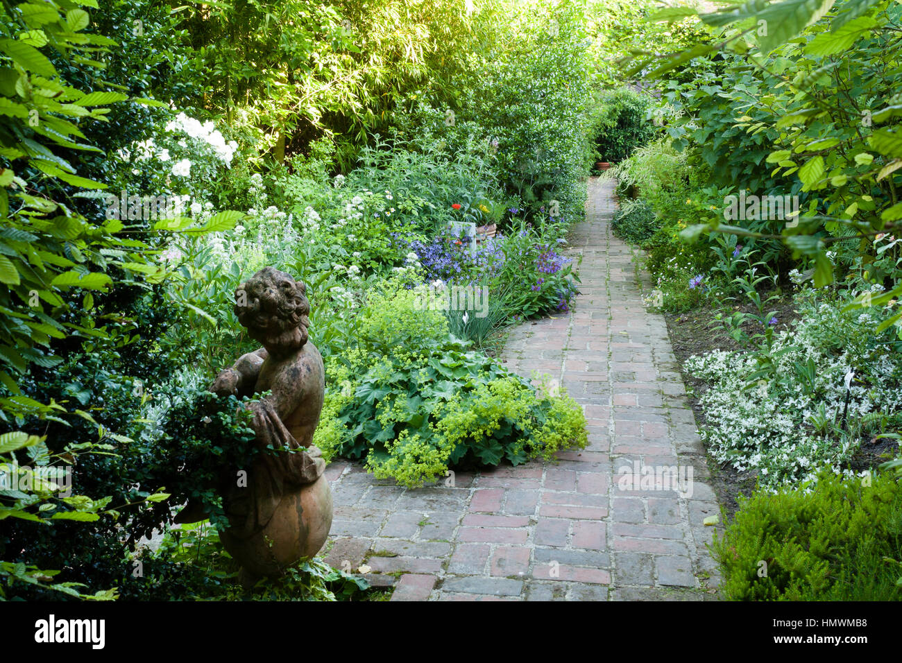 Giardini del Pays d'Auge, in Normandia, Francia, vicolo Foto Stock