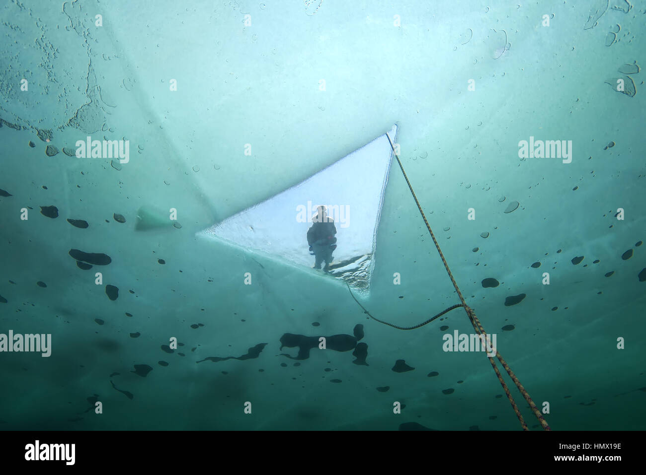 Immersioni subacquee ice-foro, icedivind in simili, Alexandrovsky simili, Ucraina Foto Stock