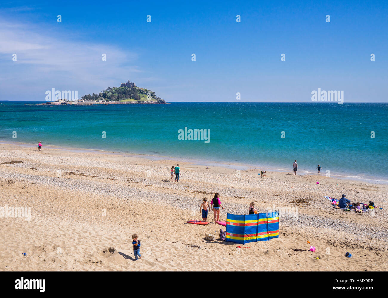 Regno Unito, Sud Ovest Inghilterra, Cornwall, Marazian, vista di San Michele di monte da Marazion Beach Foto Stock