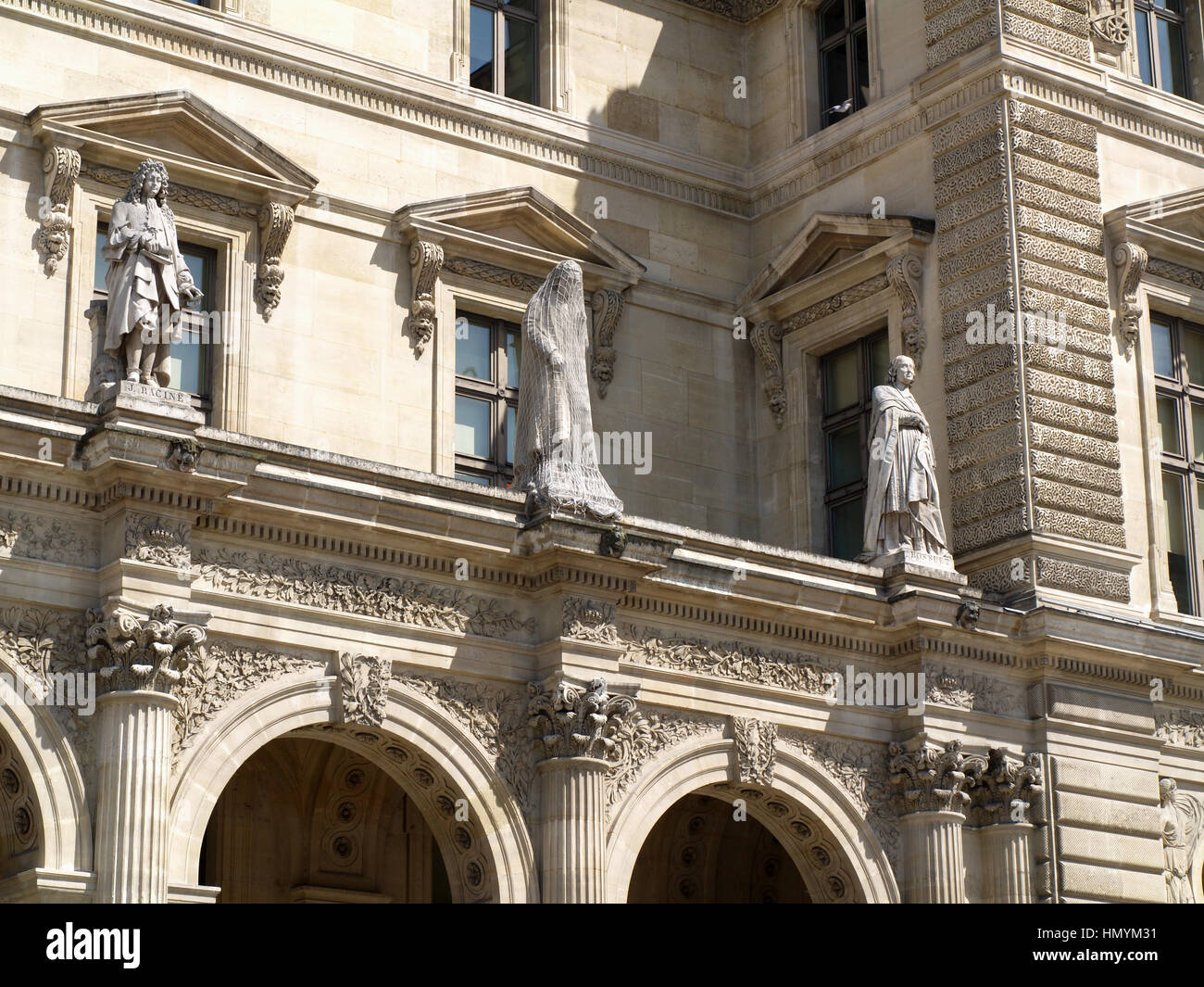 Statue a Louvre Art Gallery, Parigi, Francia Foto Stock