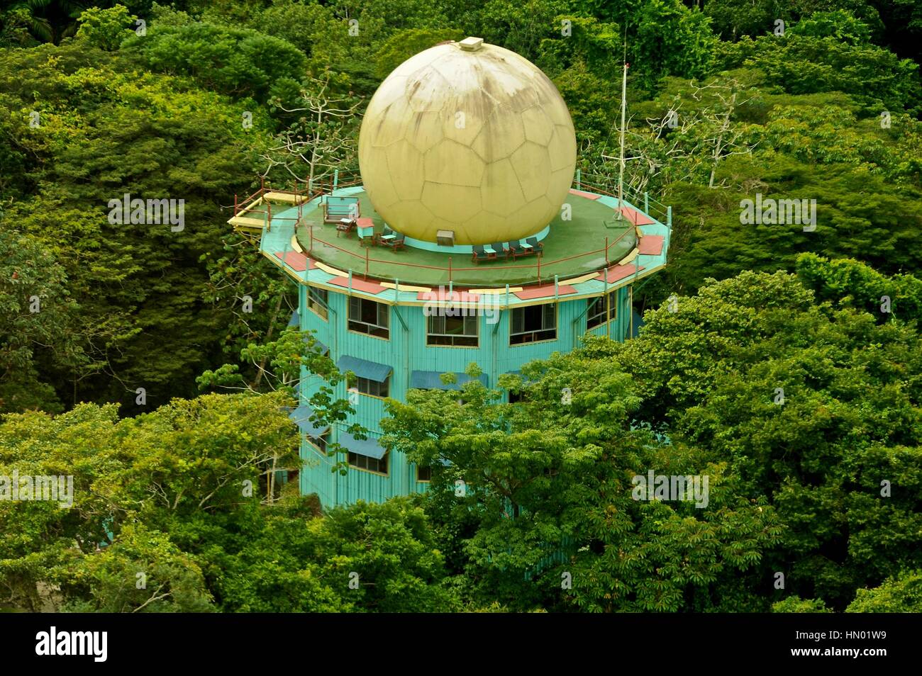 Torre tettoia Birdwatching Eco Lodge. Parco Nazionale di Soberania. Panama. Foto Stock