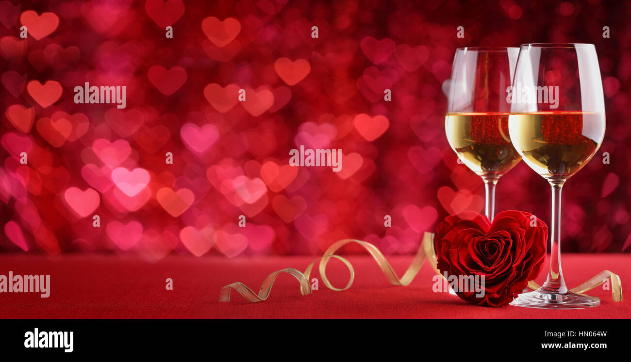 Valentines vino e rose,cuore sfondo Foto Stock