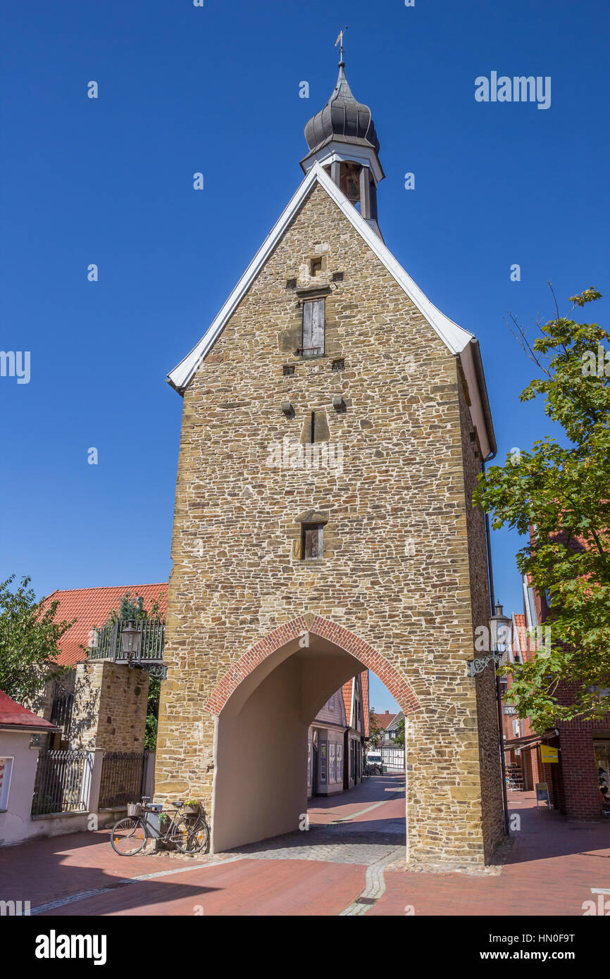 City Gate di Hohe Pforte nel centro storico di Quakenbruck, Germania Foto Stock