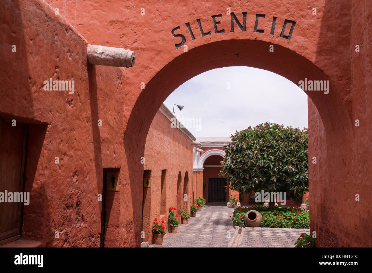 Ingresso al novizio del chiostro del monastero di Santa Catalina Arequipa, Perù Foto Stock