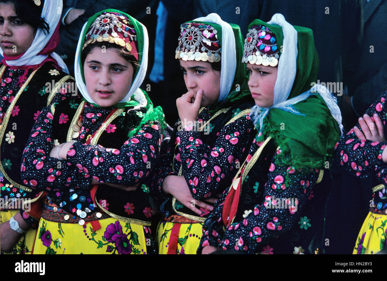 Bagno turco ragazze in abito tradizionale o costume folkloristico Istanbul  Turchia Foto stock - Alamy