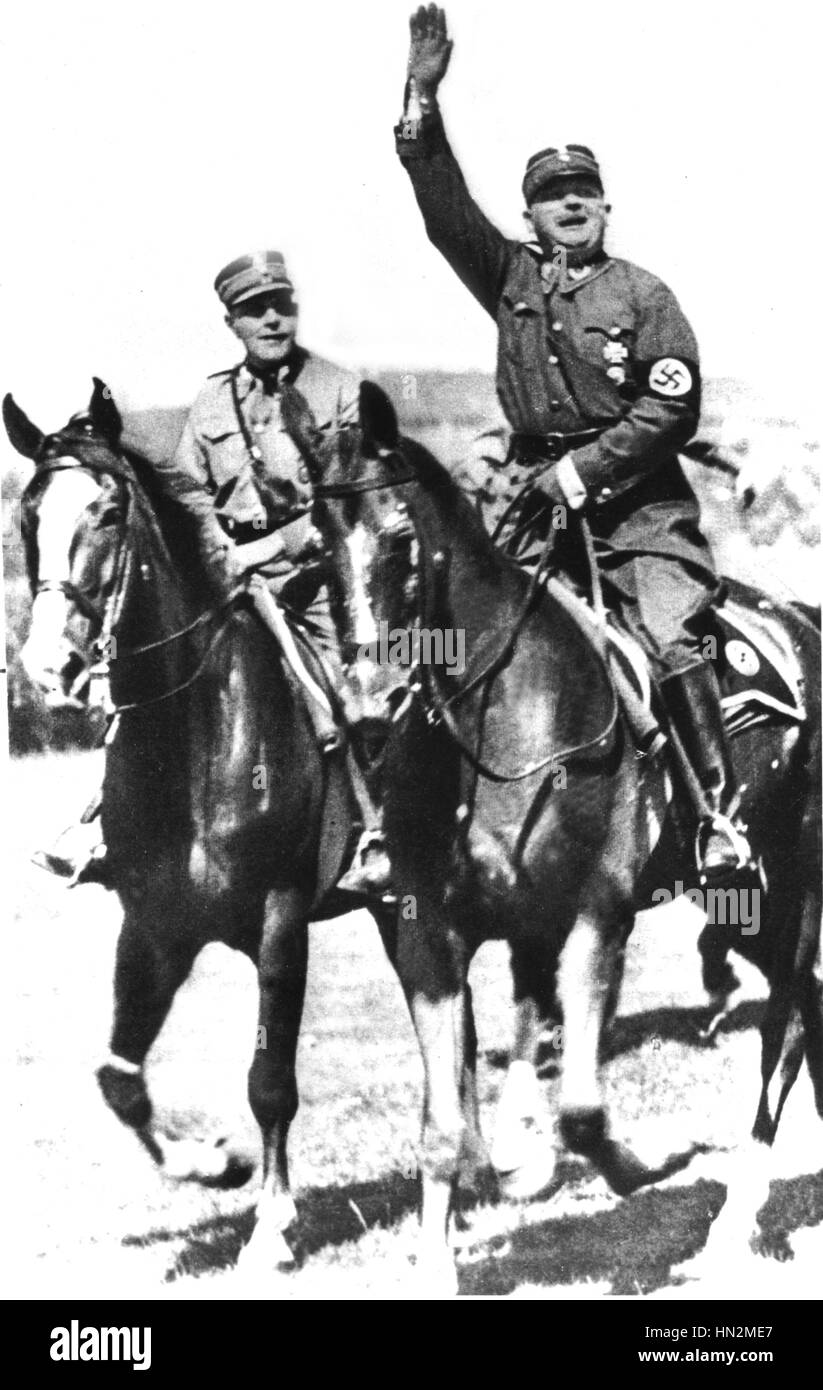 S.A. parade. Ernst Rohm e Heines sulla sinistra 1934 Germania Foto Stock