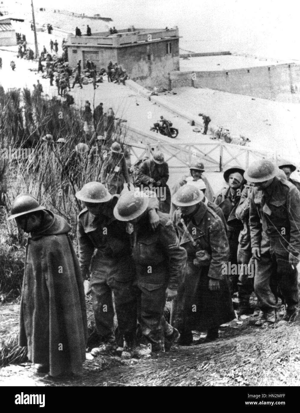 Dunkerque. Francese e soldati britannici di lasciare le spiagge Giugno 1940 Francia - II Guerra Mondiale Washington, archivi nazionali Foto Stock