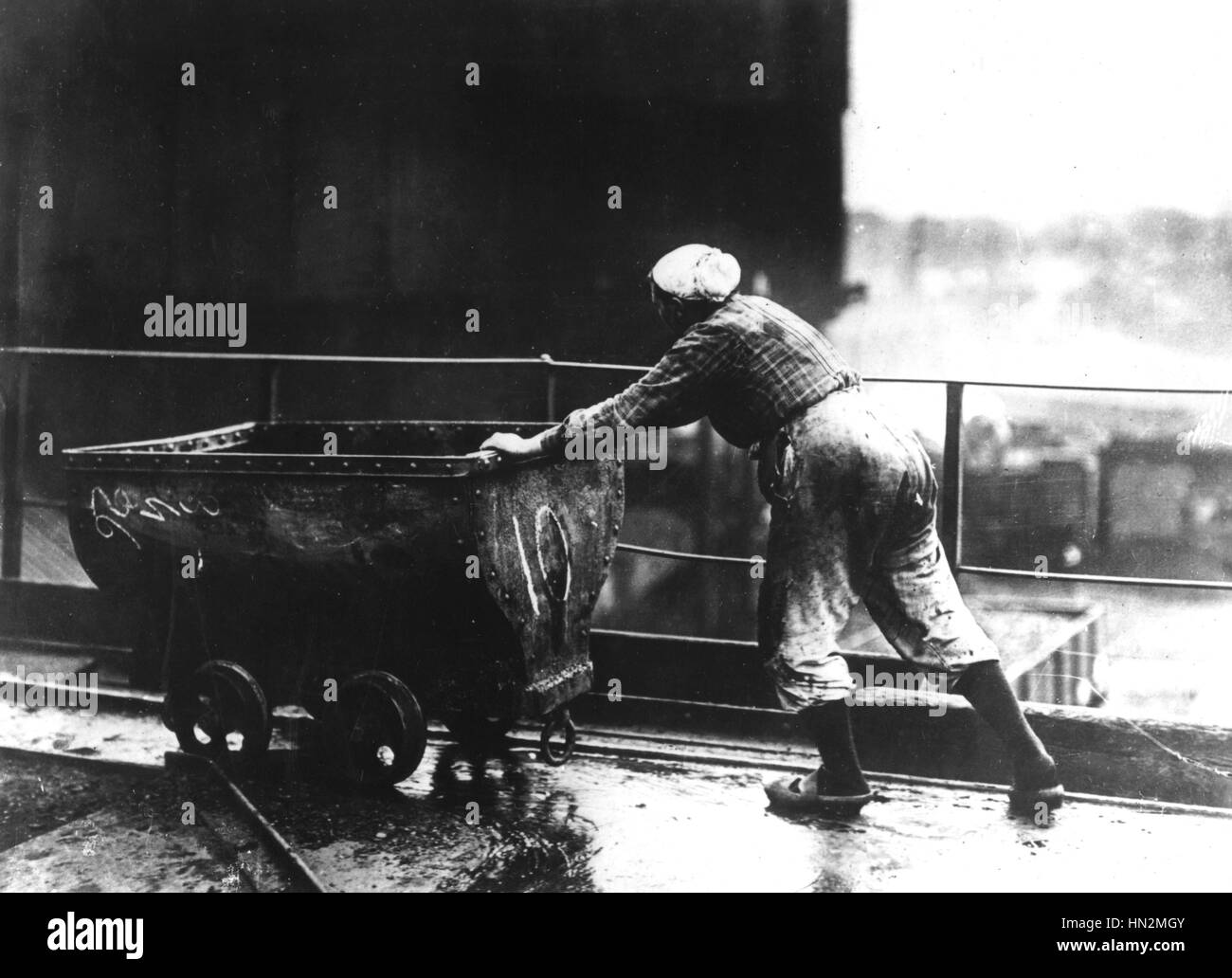 Le donne che lavorano nelle miniere Francia c.1900 Foto Stock